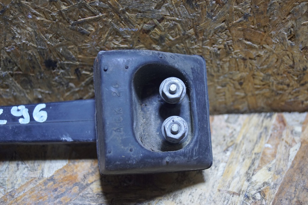 фото №8, Пряжка засувка гумовий елемент капот hummer h2