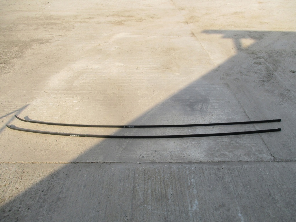 фото №4, Mitsubishi pajero iii 5d 99- молдинг кровельная правая