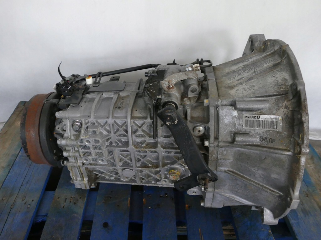 фото №12, Isuzu n seria 6 покоління 3.0 d коробка передач механічна