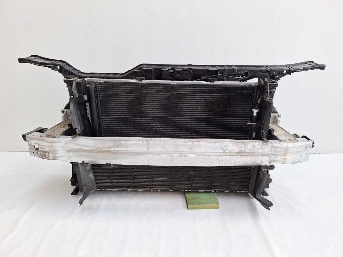 фото №1, Audi a5 8t sportback lift pas передний + радиатор 2.0 tdi 190km автоматическая коробка передач