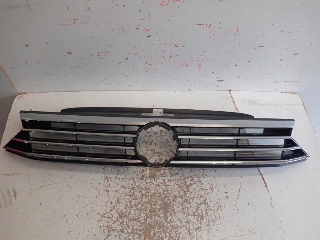 фото №1, Решітка радіатора vw passat b8 2014- 3g0853653