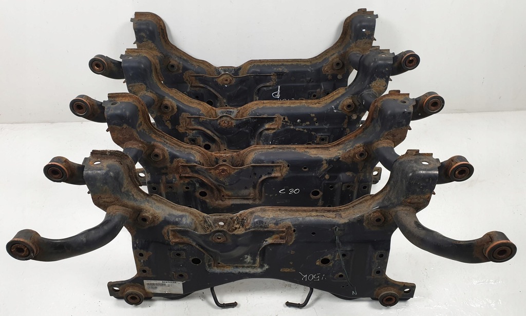 фото №6, Підрамник підрамник балка поперечина перед volvo v50 c30 c70