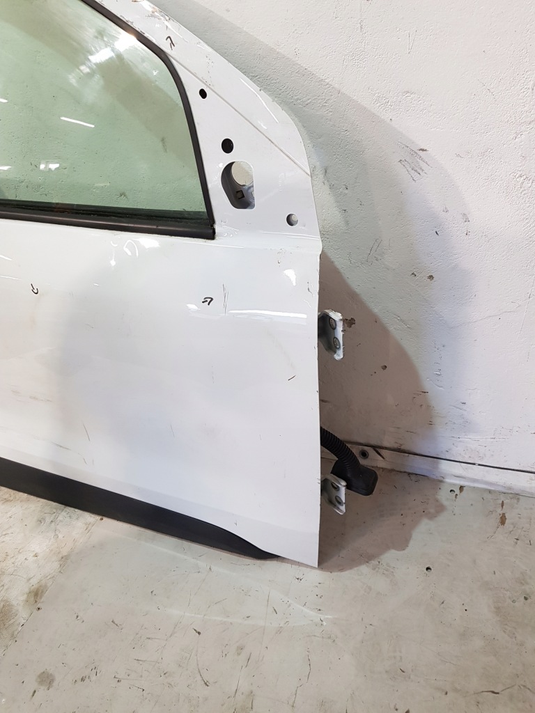 Двері праве правий перед renault express ii 21- van повний Недорого