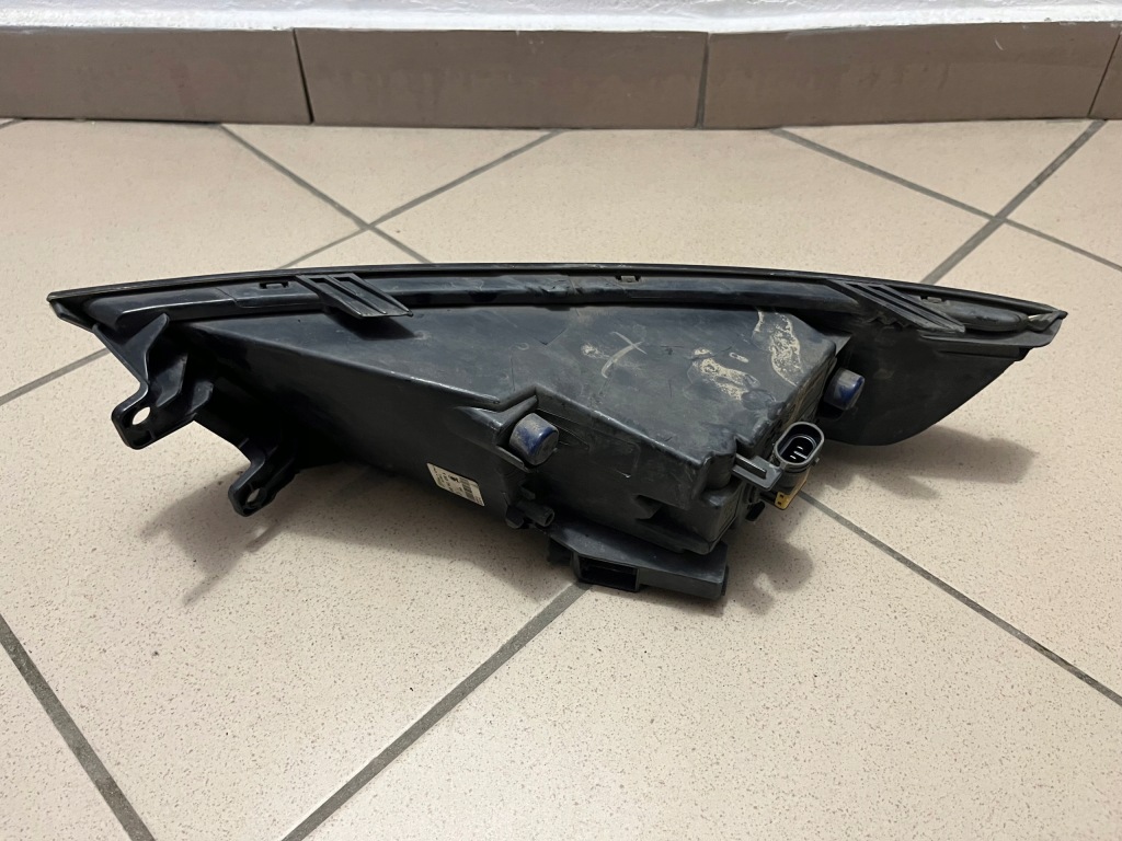 фото №11, Skoda fabia iii 3 6v0 лампа противотуманная фара левый