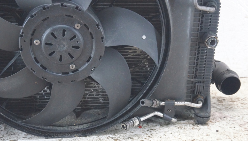 фото №5, Радиатор вентилятор mercedes w204 3.0 cdi