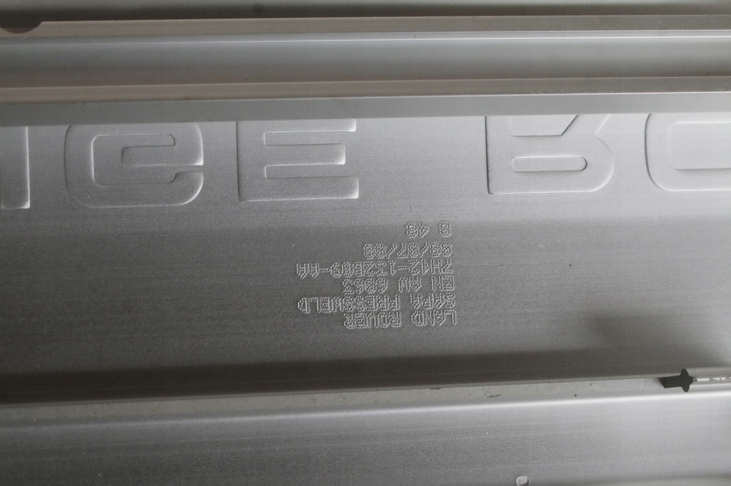 фото №14, Молдинг порог range rover iii l322