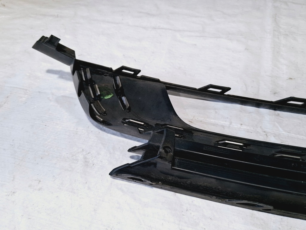 Решётка бампера перед передняя правая vw passat cc lift 2011-2016 3c8854662 Оригинал