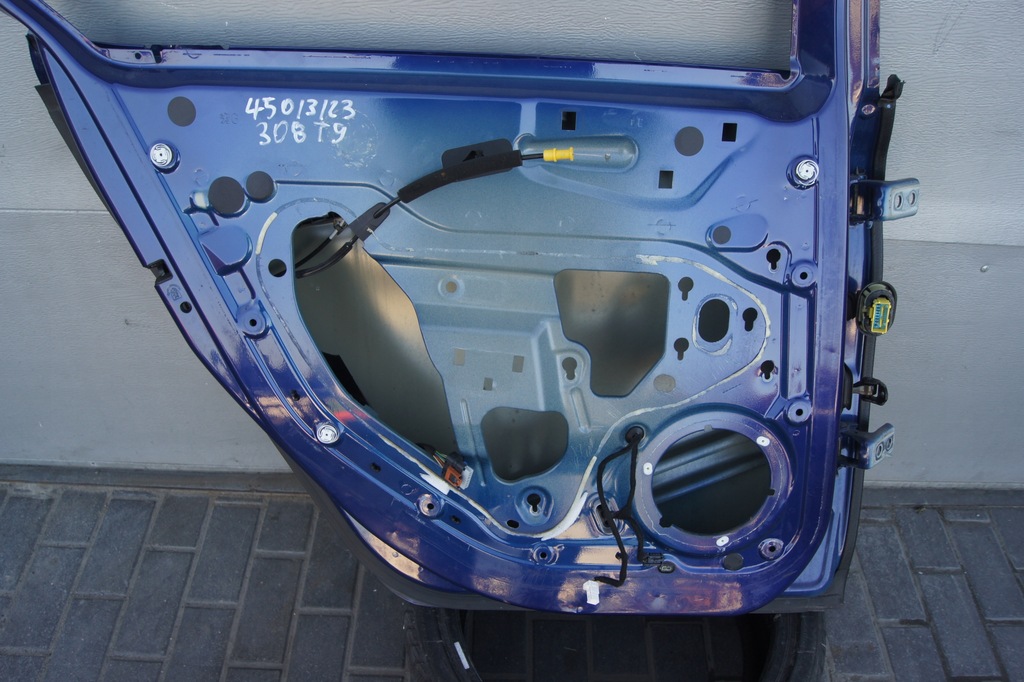 фото №9, Двері лівий задня peugeot 308 t9 hb
