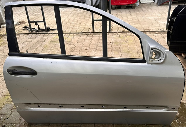 фото №1, Дверь правый перед w203 203 coupe mercedes полный