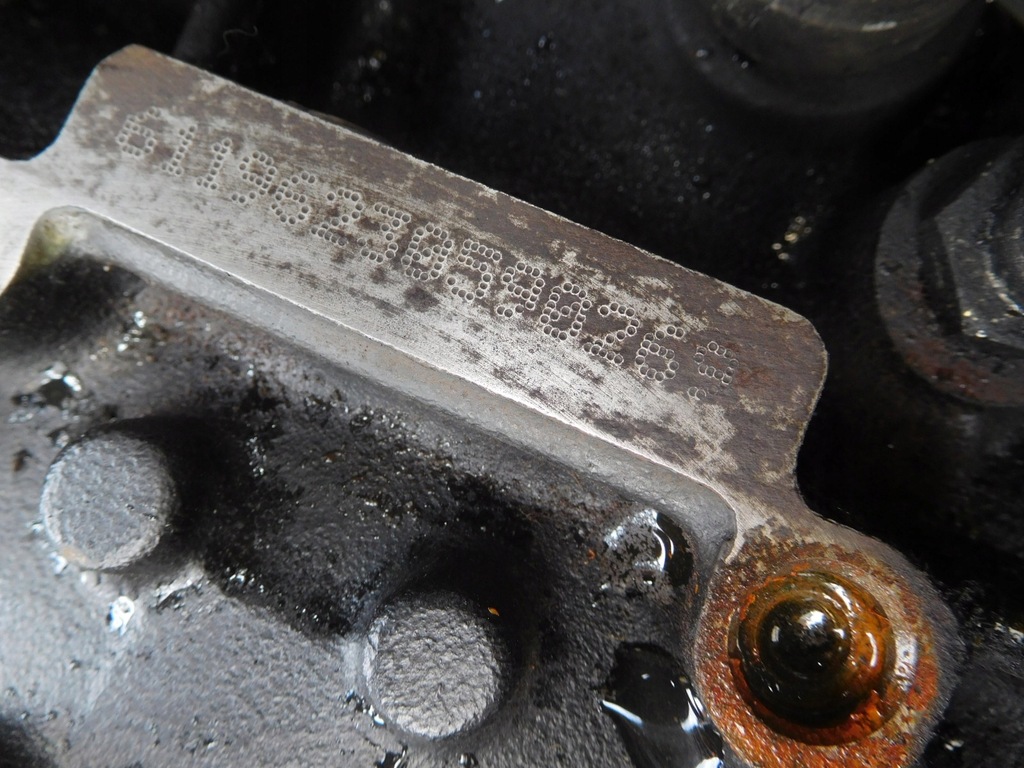 фото №9, Mercedes w203 2.2 cdi двигатель 611962 насос форсунки