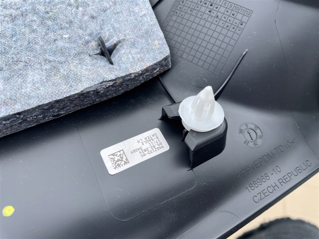 фото №9, Пластик захист стійка середнього ліва 9462315 9462319 bmw x1 u11 24r