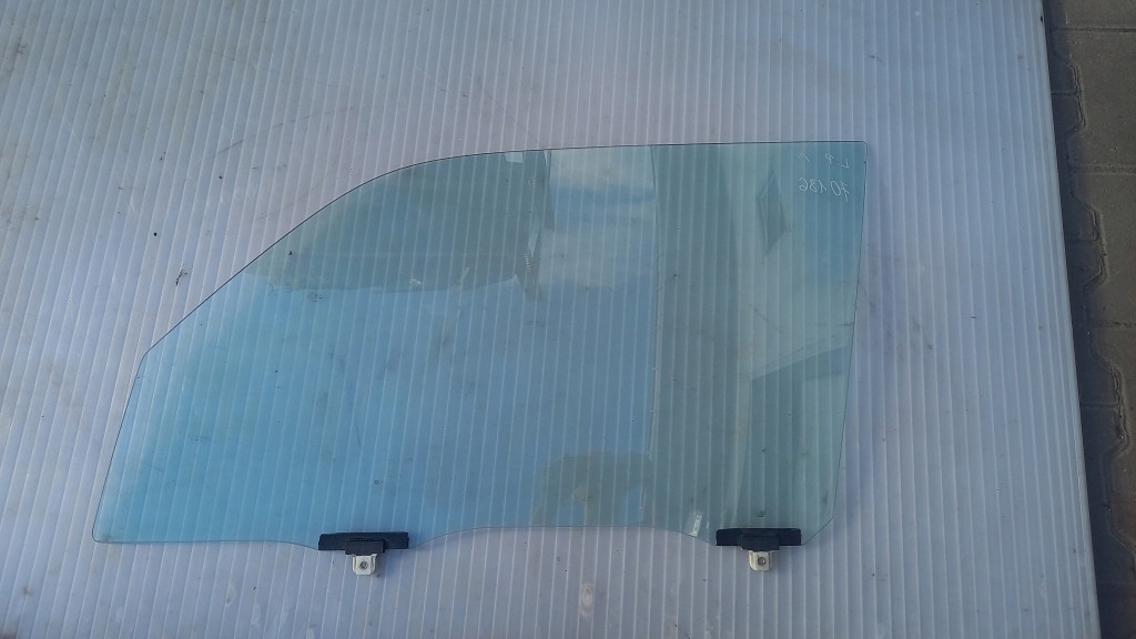 фото №1, Стекло левая перед daihatsu cuore 99r 5 дверь