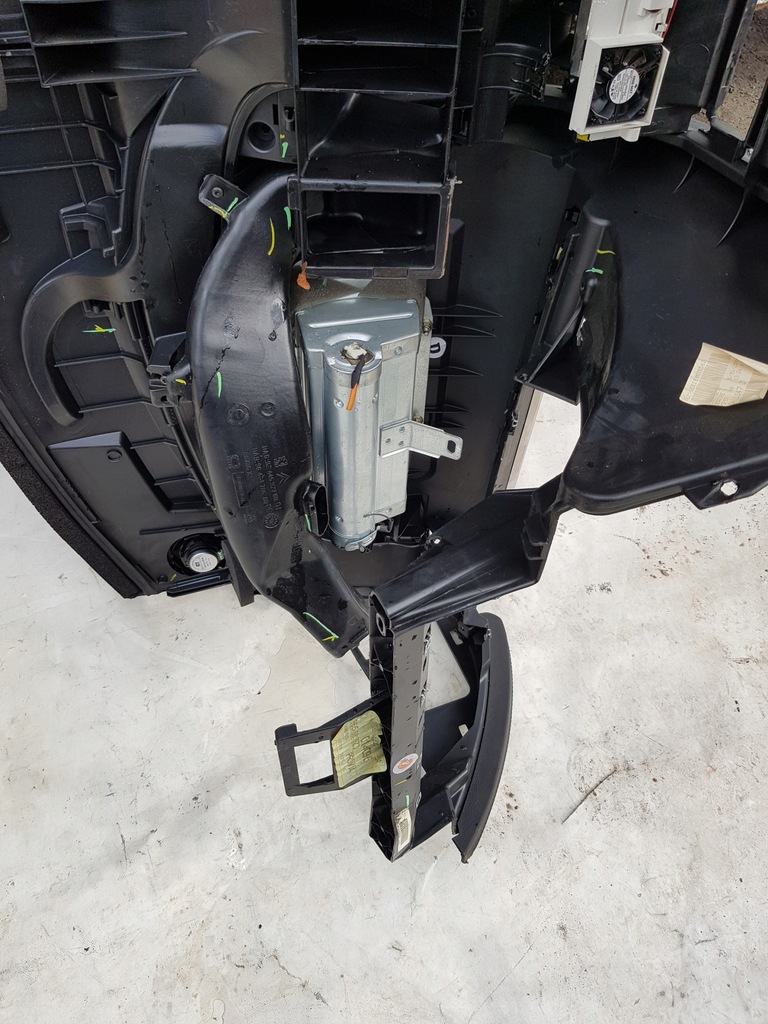 фото №14, Консоль подушки безпеки ремені peugeot 407 coupe