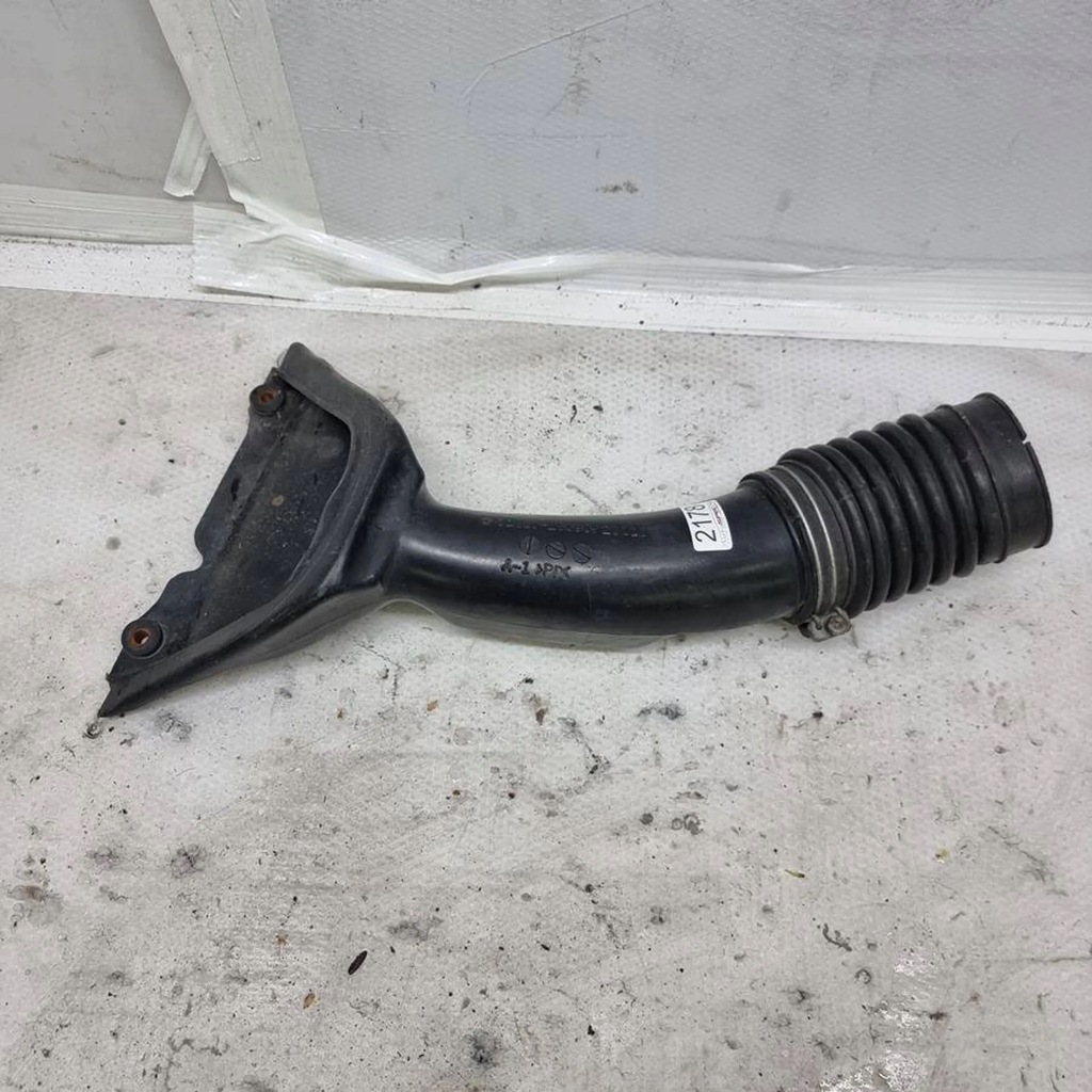 фото №1, Воздухозаборник воздуха труба toyota previa 52810-28090