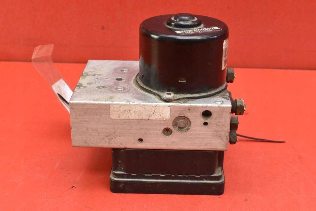 фото №4, Насос abs p08671225 10.0204-0367.4 volvo xc70 1 i 2.4 t 200 km 4x4 00-05