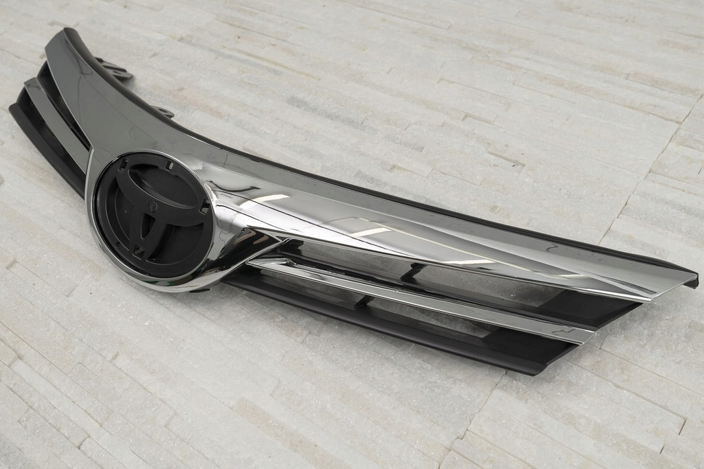 фото №9, Toyota corolla xi e16 2016-2019 po faceliftingu решітка радіатора передній 5310002700