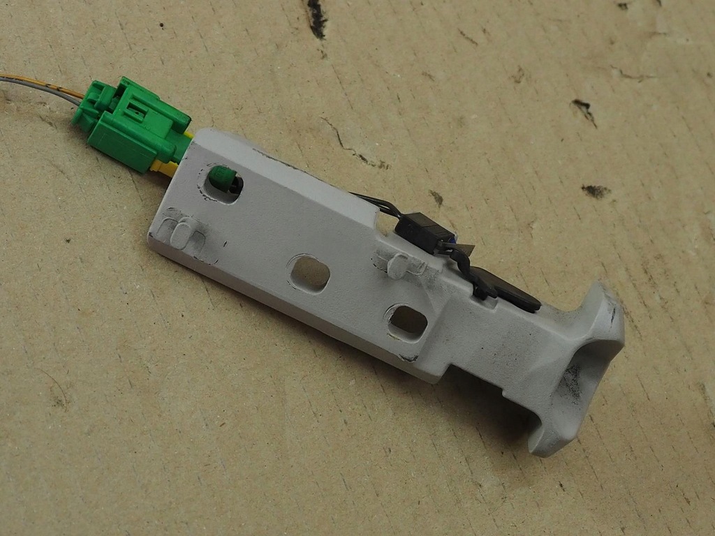 фото №15, Засувка датчик дах 9641108877 peugeot 206 cc