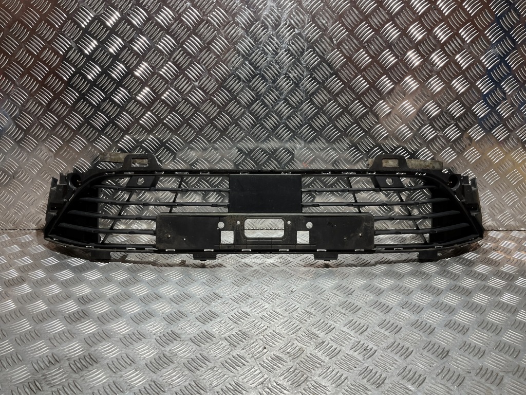 Купить Решётка решётка  бампера перед renault clio v 19-