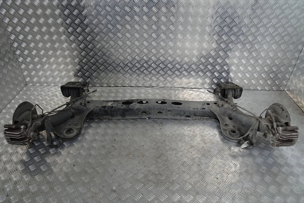 фото №1, Vw taigo - балка підвіска задня