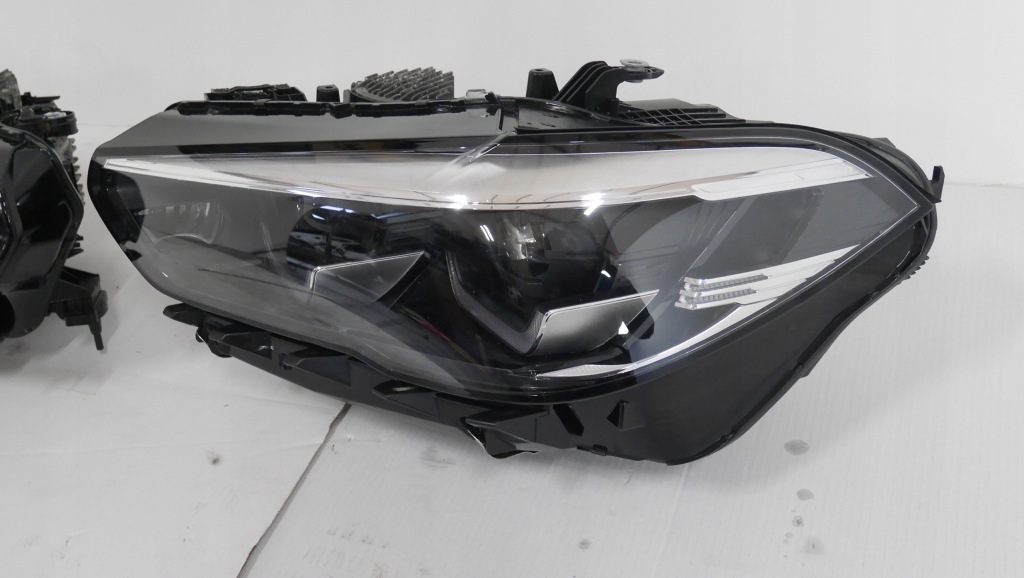 фото №1, Bmw x5 g05 x6 g06 лампа full led поворотная левая