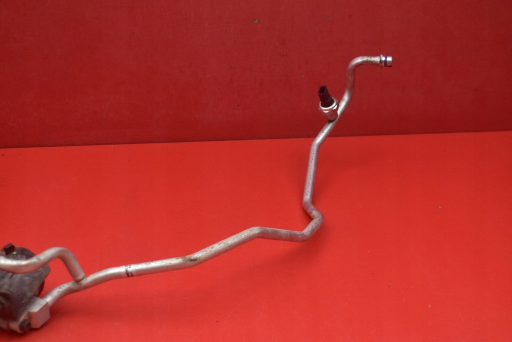 фото №7, Шланг трубка кондиционера 924483nl1b nissan leaf 1 i ze0 lift 10-17