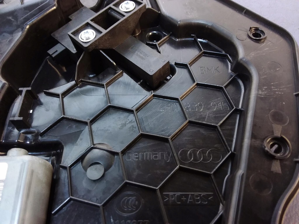 фото №8, Audi a8 d4 замок доводчик дверь задняя левый 12 pin