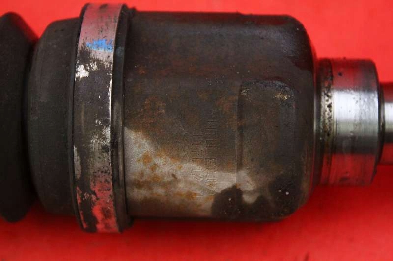 Купити Привідний вал ліва перед механічна коробка передач 9685233780 citroen c3 c 3 2 2 1.4 8v 75 km 09-13