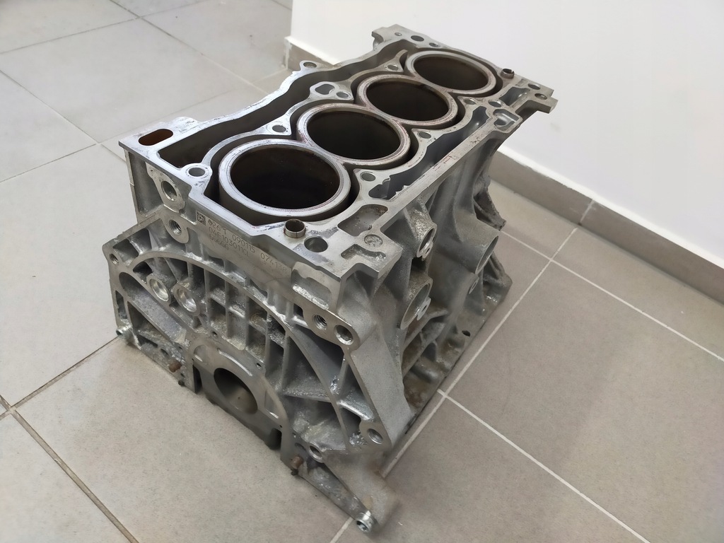 фото №9, Audi q3 8u lift блок двигуна 1.4 fsi 04e103011cl 04e100034f czea 2015r