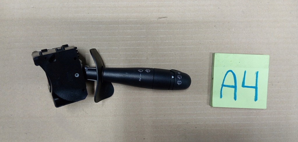 фото №1, Перемикач двірник renault новий оригінальний номер 6001551357