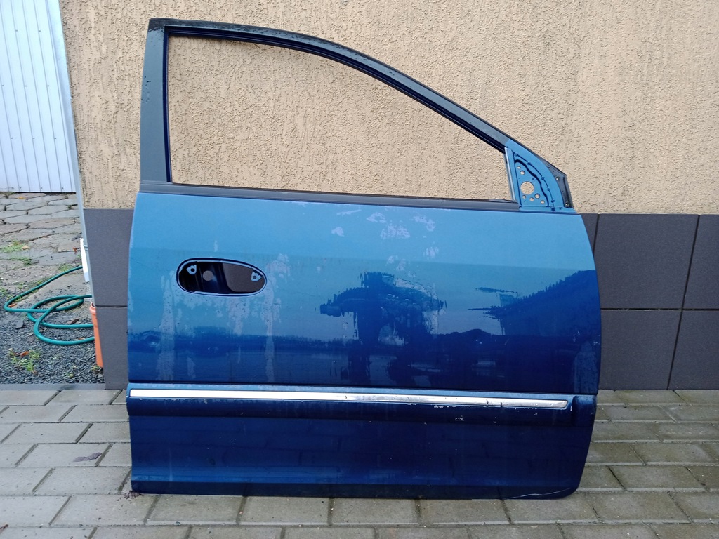 фото №1, Mitsubishi space star 98-06 дверь правое передние