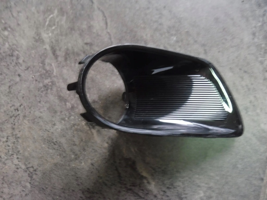 фото №1, Kia sportage iv lift рамка противотуманной фары