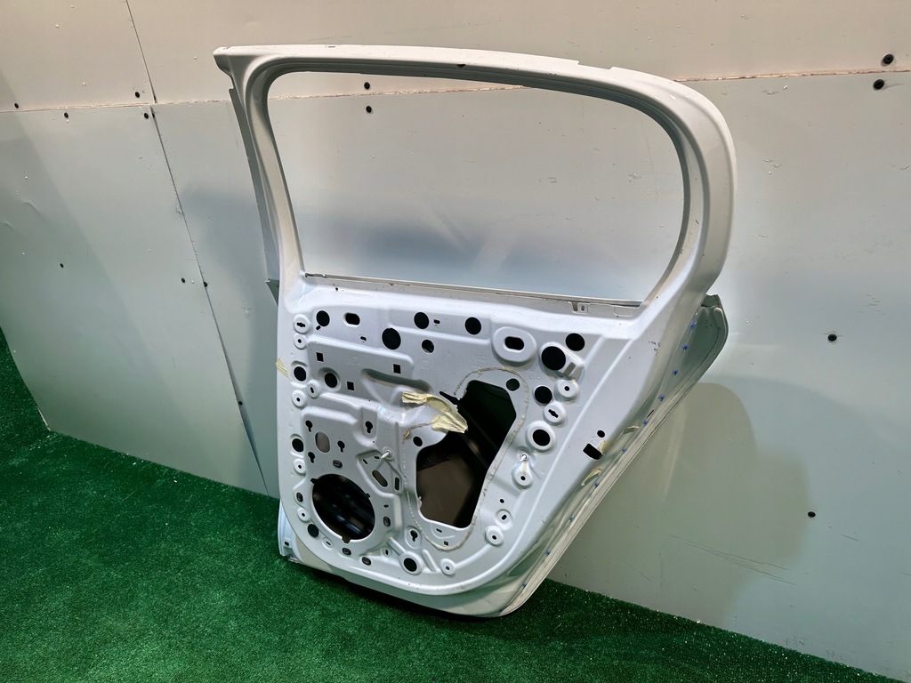 фото №10, Peugeot 208 ii дверь правый задняя задние правое