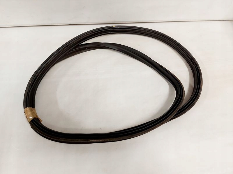 фото №1, Kia picanto ii прокладка крышки багажника задняя