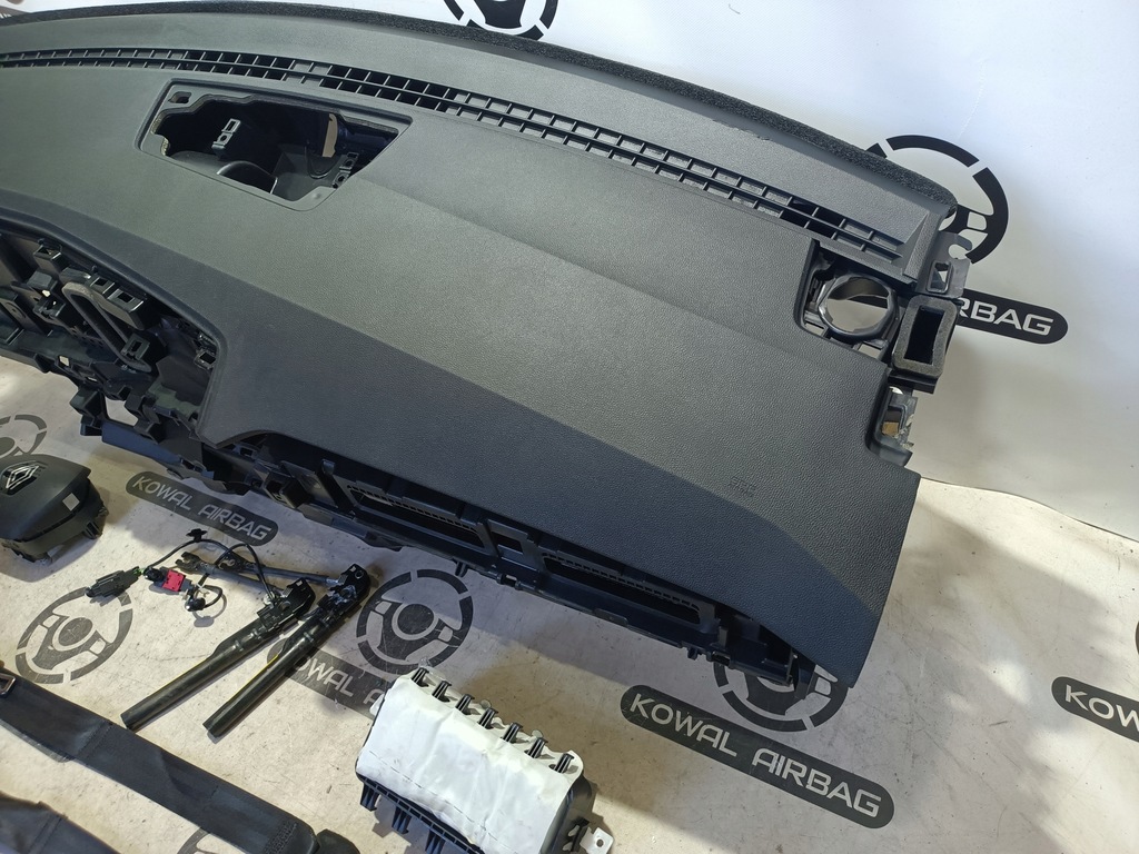 фото №6, Renault austral панель приладів консоль подушка безпеки подушки безпеки ремені оригінал