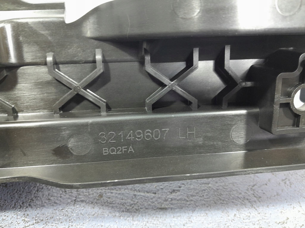 фото №6, Volvo xc60 ii напрямна напрямна багажника ліва 32149607