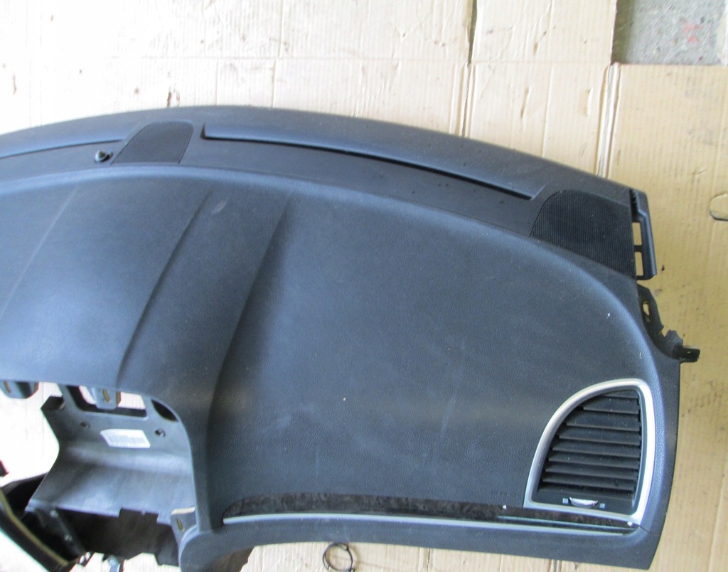 фото №15, Chrysler 300 2013 панель приладів консоль подушки безпеки подушки безпеки передні перед панель приладів 300s