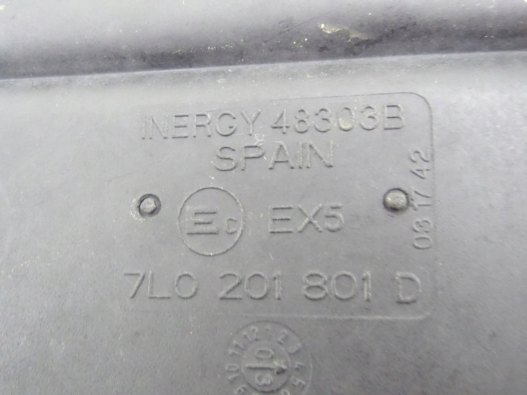 фото №6, Porsche cayenne 02-10 фильтр угольный 7l0201801d