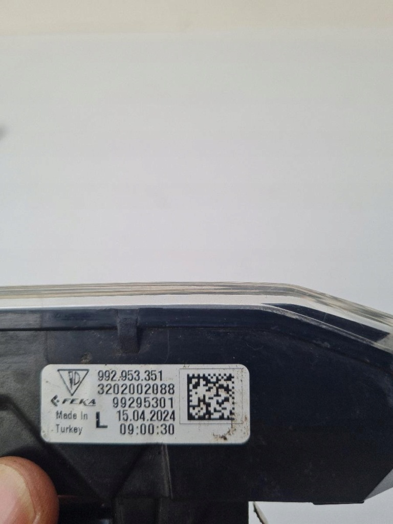 фото №7, Ліва лампа поворотник бампера перед 992953351 porsche 911 992