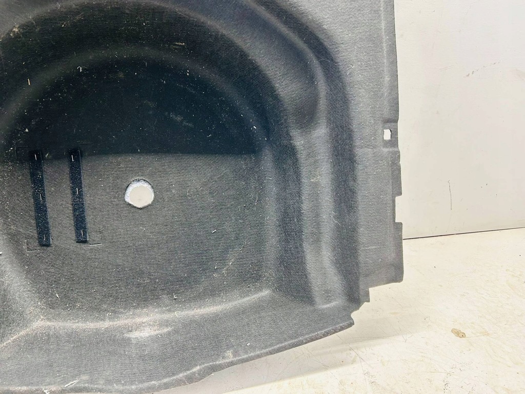 фото №6, Corolla e21 kombi обшивка багажника колеса запасного