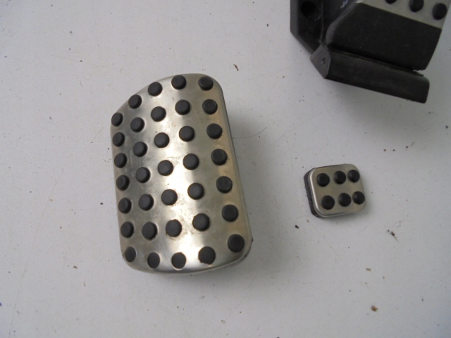 фото №2, Педаль газу накладки mercedes e-klasa coupe w207 2.2 cdi 2010 r