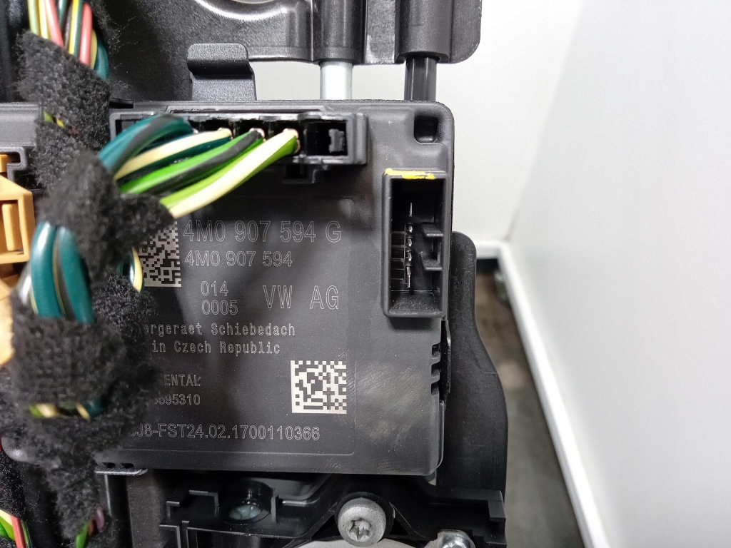 фото №5, Bentley bentayga 36a audi q7 4m крыша panormicznny панорама 4m0877041b