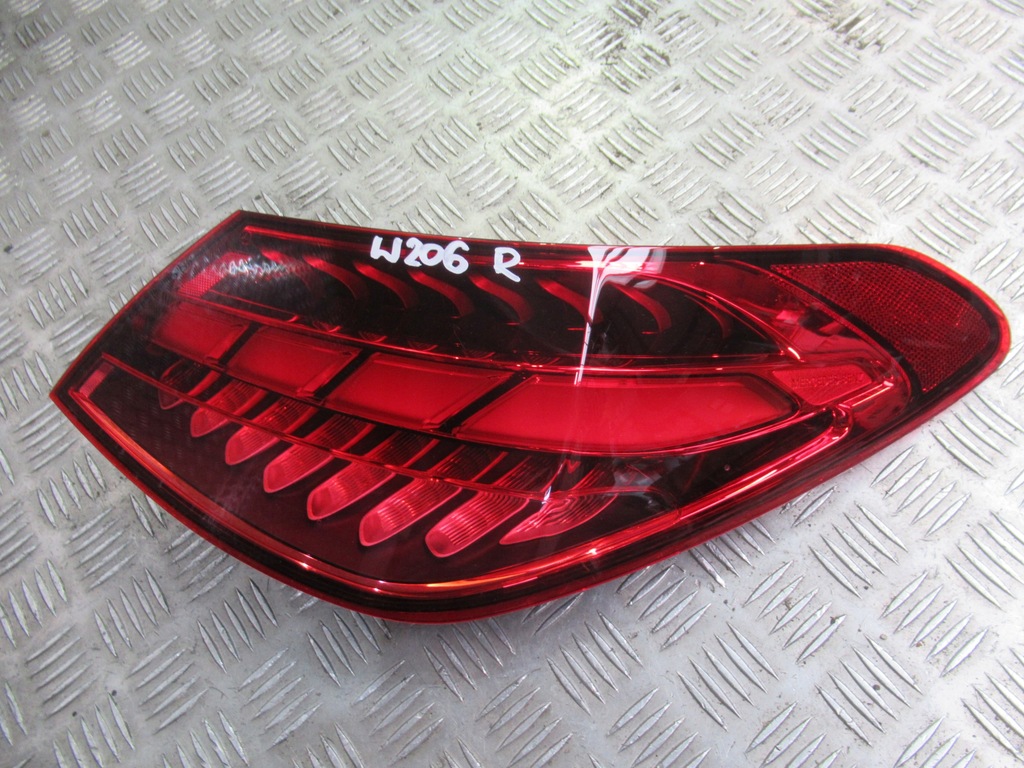 фото №9, Mercedes c-klasa w206 sedan крышка багажника лампы kompletny задняя