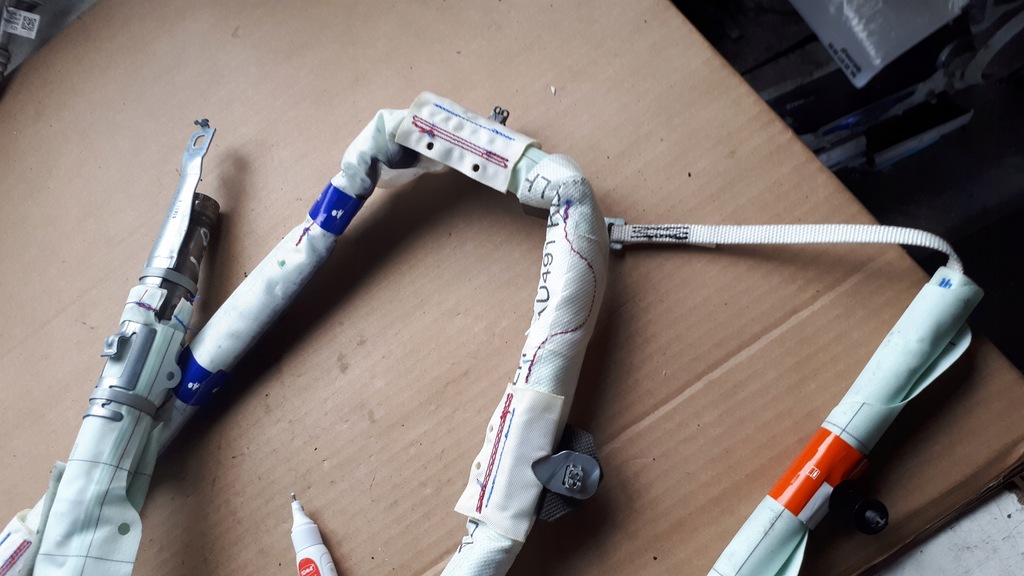 фото №10, A4 b9 8w шторка безпеки подушка безпеки ліва sedan 8w5880741g