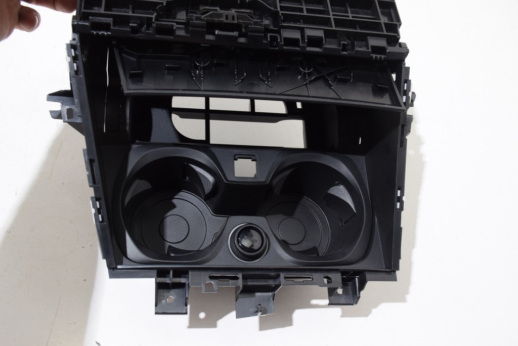 фото №11, Bmw g20 g21 g22 g26 зарядное устройство индукционная телефона wca nfc бардачок retrofit