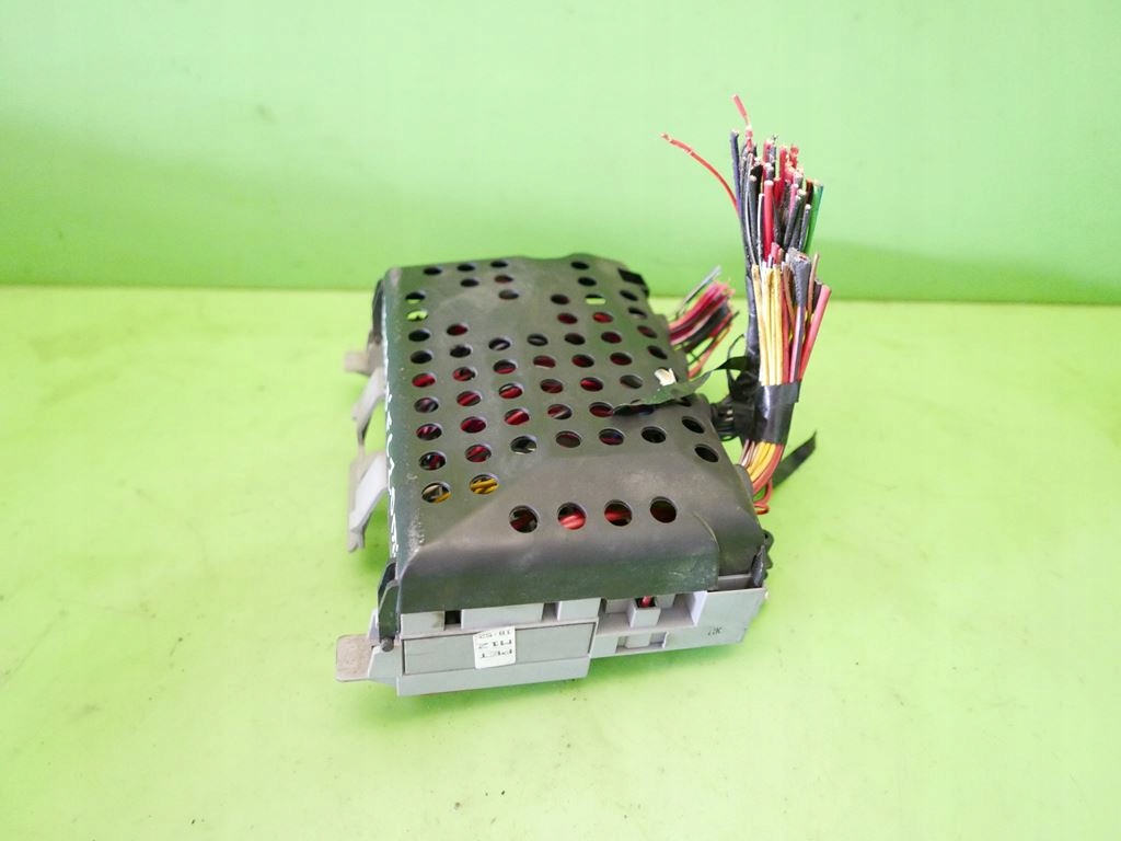 фото №9, Коробка запобіжників opel vectra b fl 2.0dti 99-