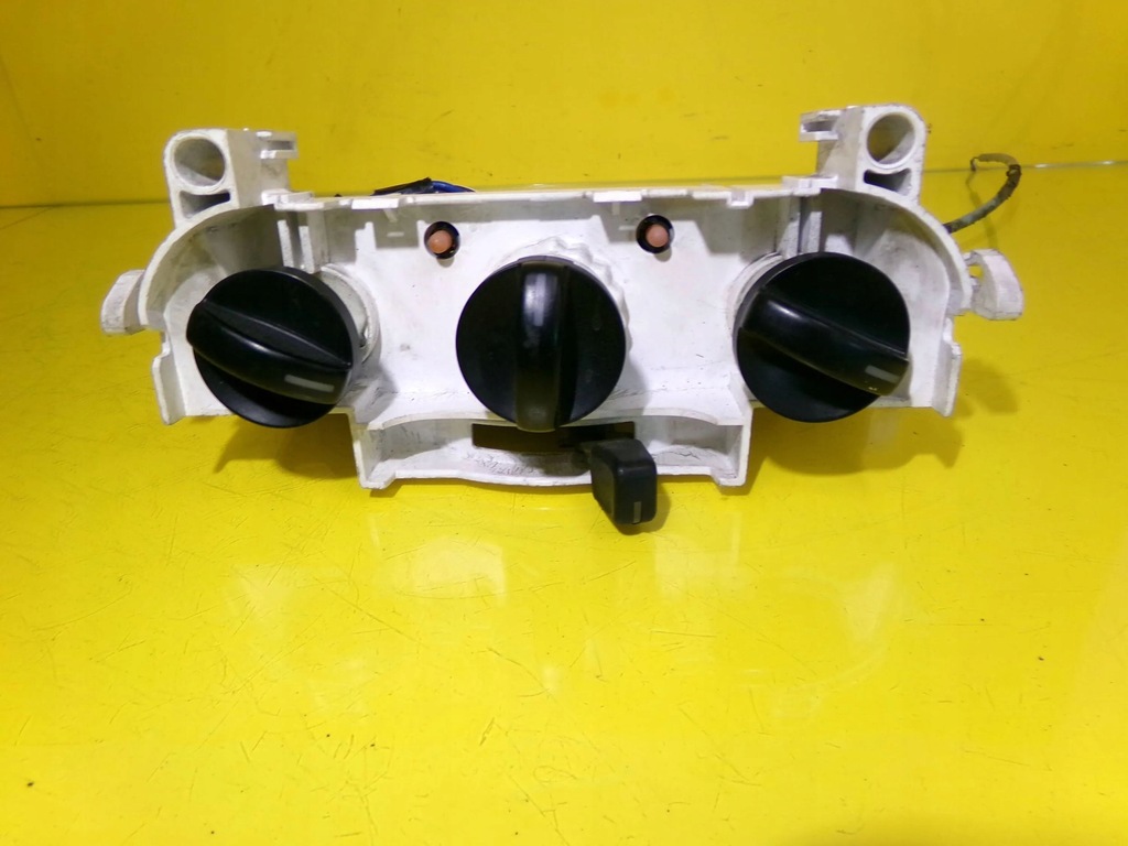 фото №1, Панель керування обдув daihatsu cuore nr1536