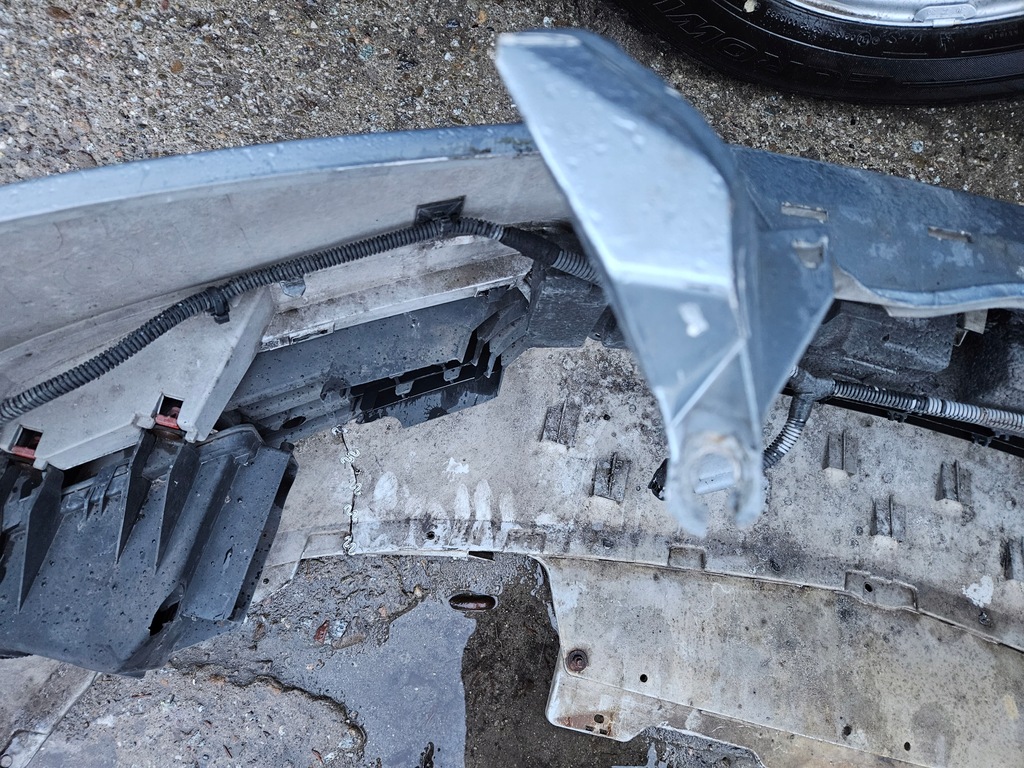 фото №11, Opel zafira b бампер перед 05-08r повреждённый