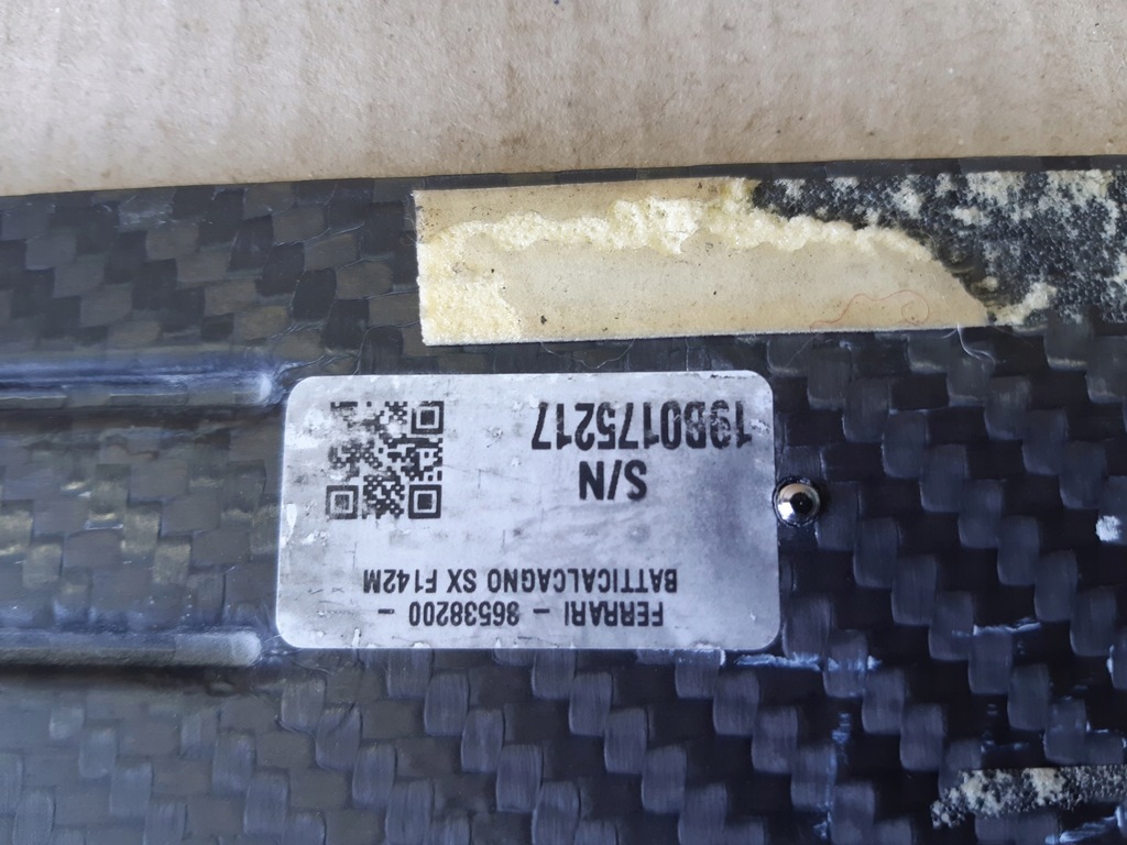 фото №10, Ferrari 488 молдинг поріг карбон