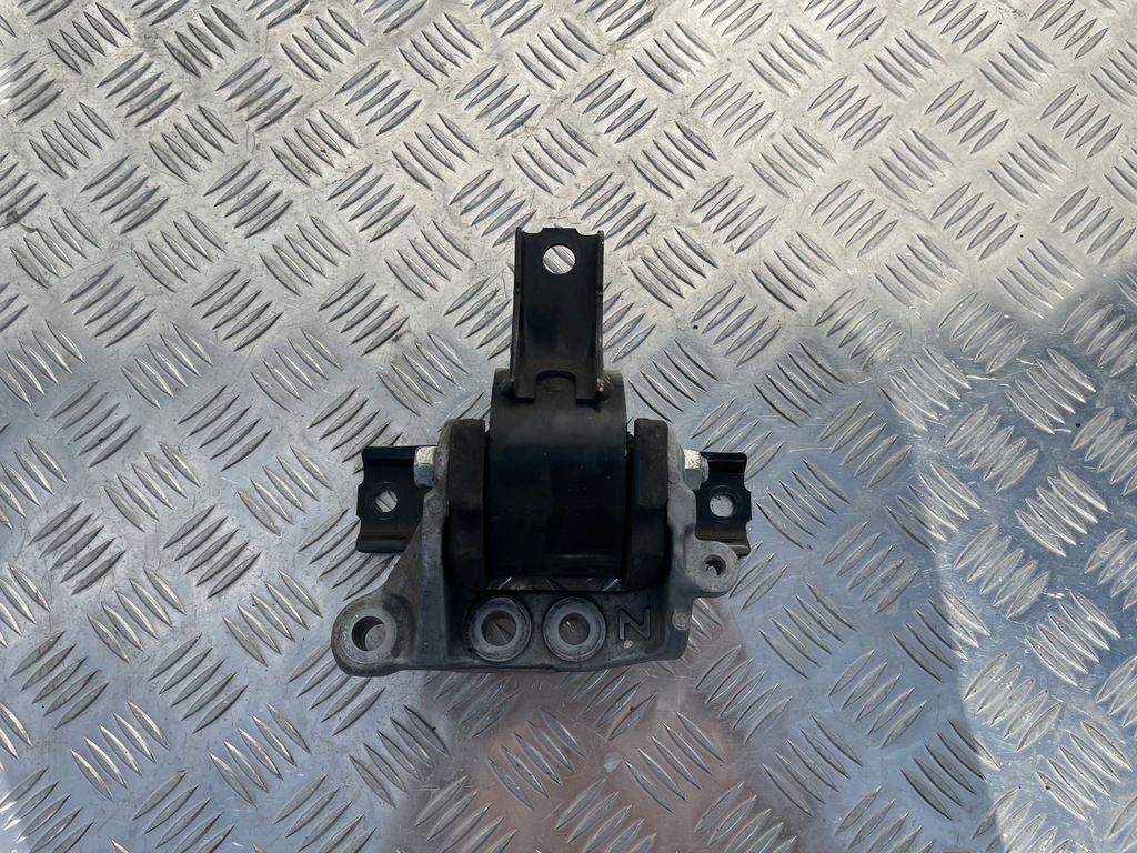 фото №1, Citroen c4 aircross 1.8 hdi кронштейн двигателя