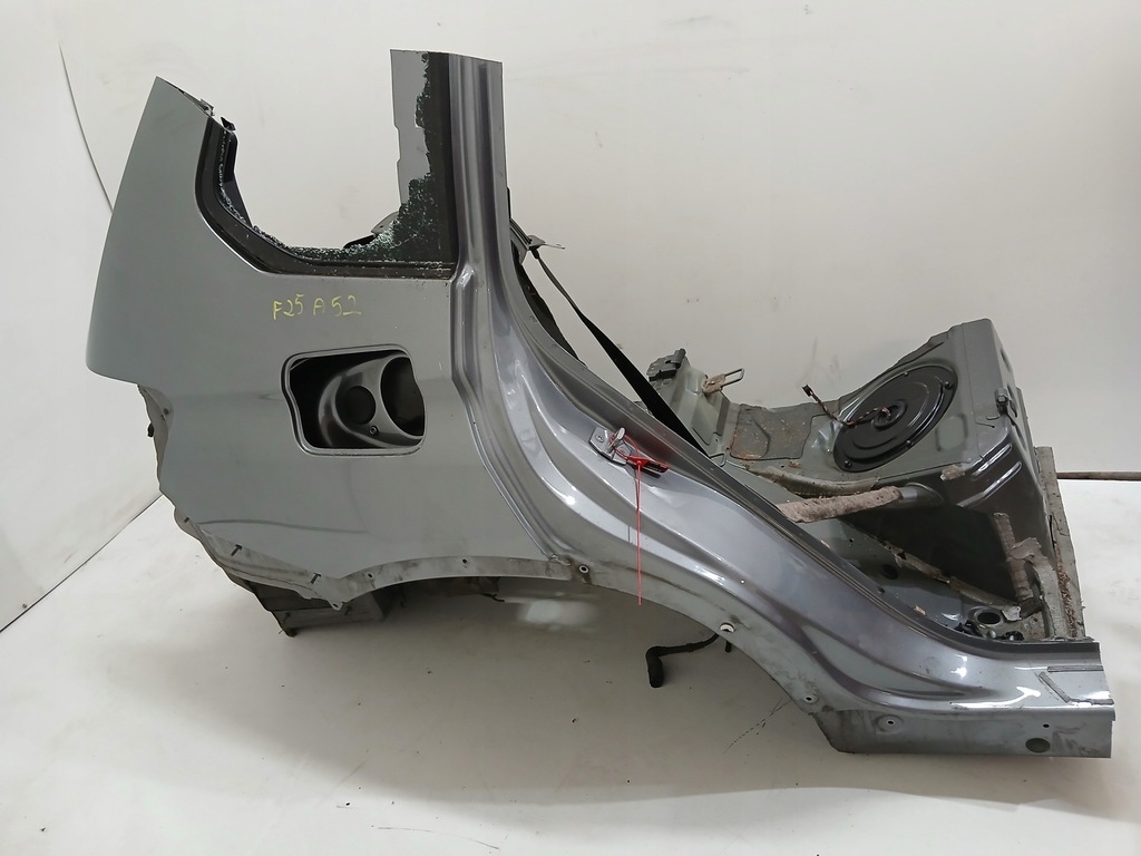 фото №1, Bmw x3 f25 x4 f26 четверть передняя чашка левая alpinweiss a300 7266997